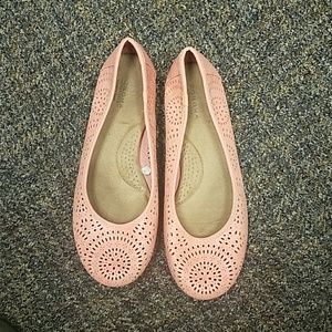Pink flats